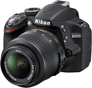 Nikon D3200 + 18-55 VR II